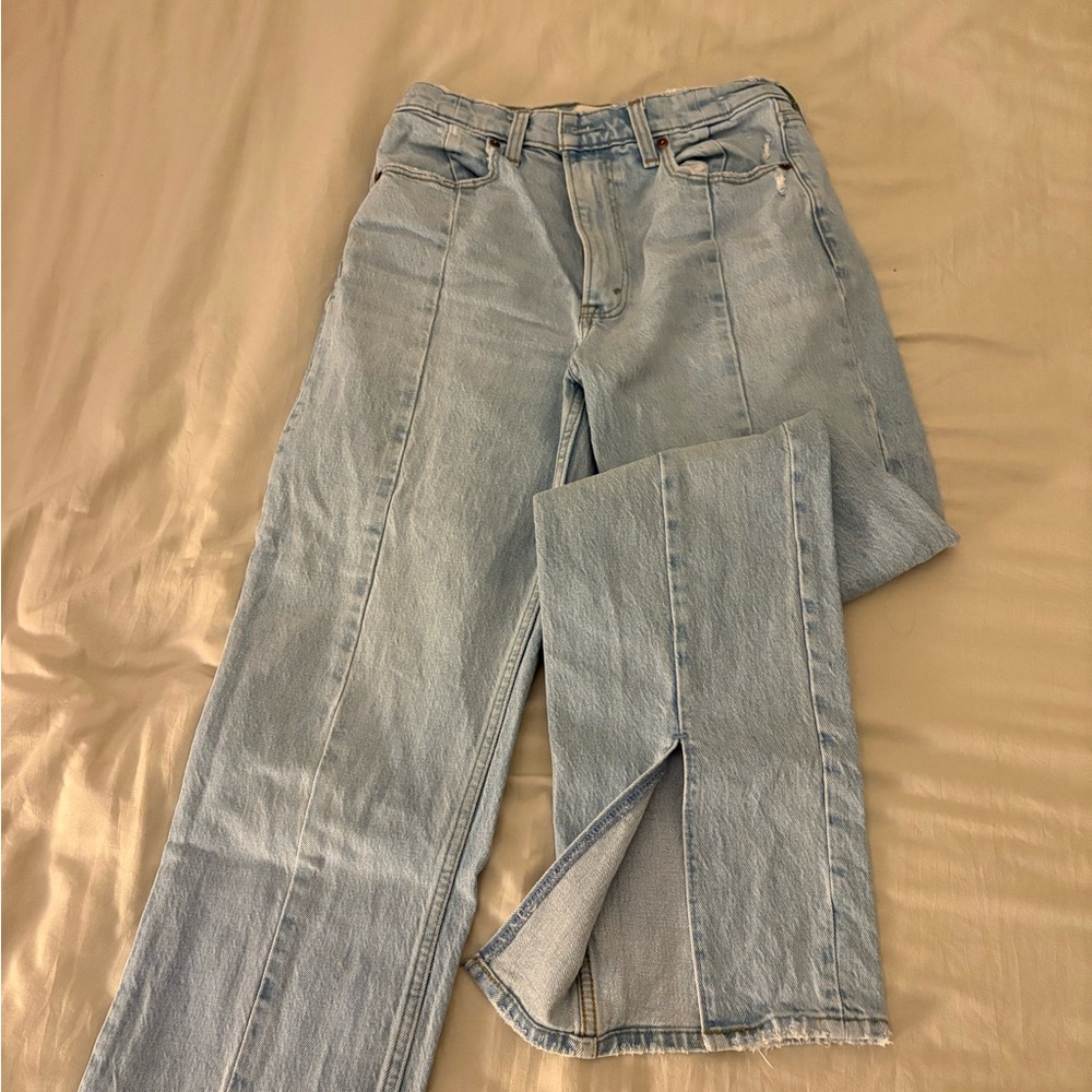 Abercrombie & Fitch Light Wash Straight Leg Jeans